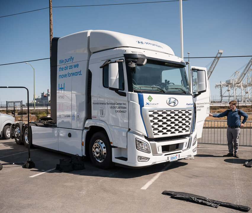 Hydrogen Fuel Cell Trucks, Port of Oakland